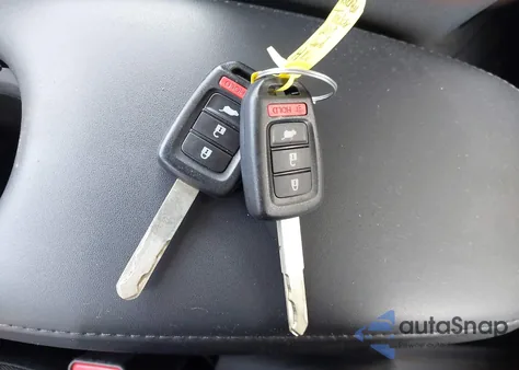 2018 Honda Hr-V Lx z USA, uszkodzony, nr VIN 3CZRU5H30JM722097